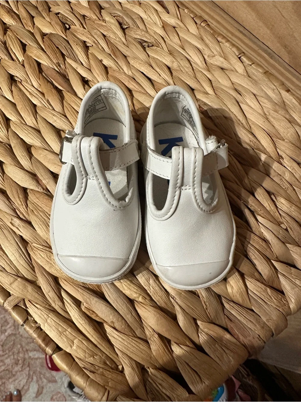 Size 3 Keds White Girls T-Strap Mary Jane Shoes